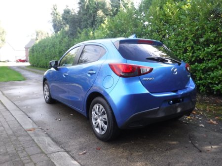 2017 Mazda Demio - photo 4