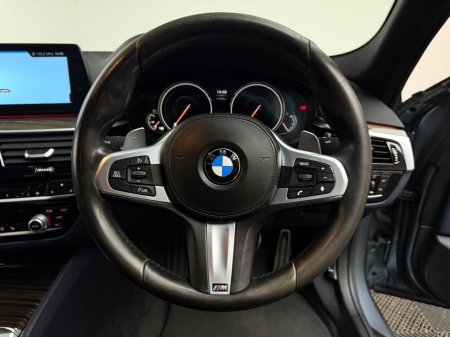 2017 BMW 5-Series - photo 18