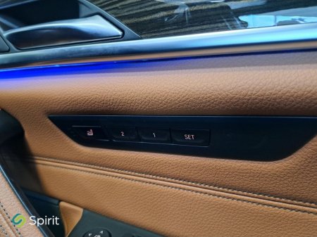 2018 BMW 5-Series - photo 17