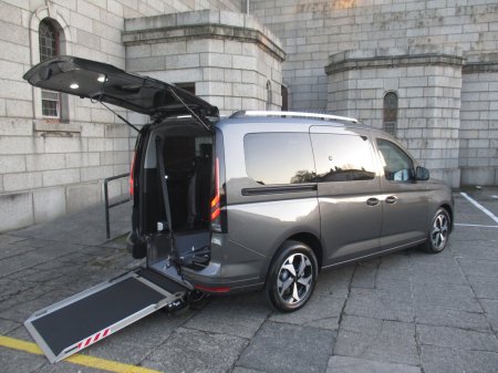 2026 Ford Tourneo Connect - photo 13