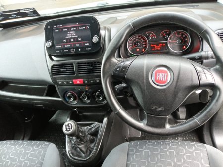 2023 Fiat Doblo - photo 10