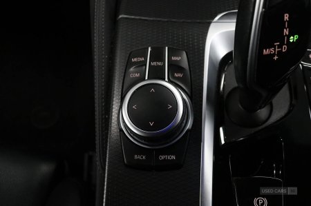 2022 BMW 5-Series - photo 25