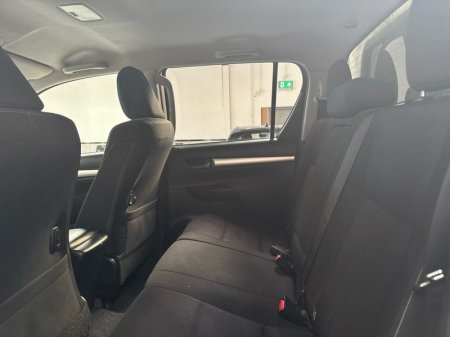 2020 Toyota Hilux - photo 7