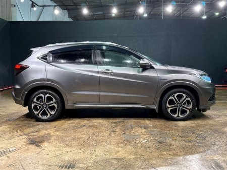 2020 Honda Vezel - photo 2