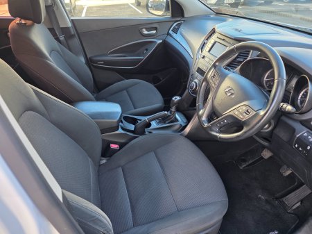 2017 Hyundai Santa Fe - photo 3