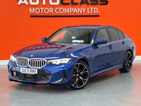 2023 BMW 3-Series - photo 10