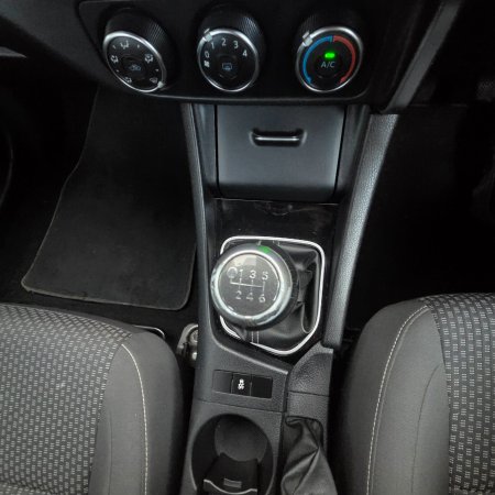 2017 Toyota Corolla - photo 13