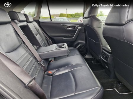 2019 Toyota RAV4 - photo 12