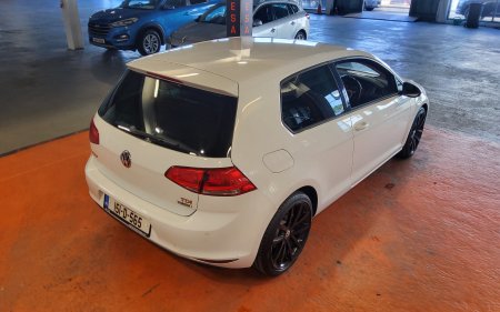 2015 Volkswagen Golf - photo 2