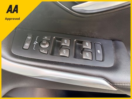 2017 Volvo V40 - photo 13