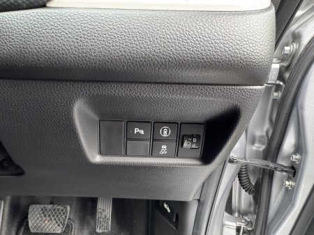 2020 Honda Fit - photo 13