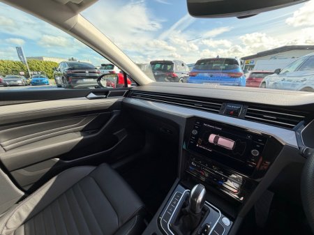 2022 Volkswagen Passat - photo 23