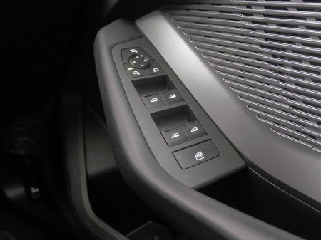 2026 BMW 1-Series - photo 21