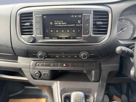 2023 Vauxhall Vivaro - photo 13