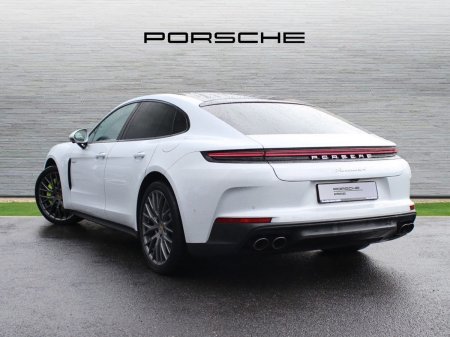 2024 Porsche Panamera - photo 2