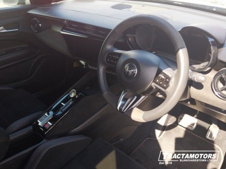 2025 Alfa Romeo Junior - photo 7