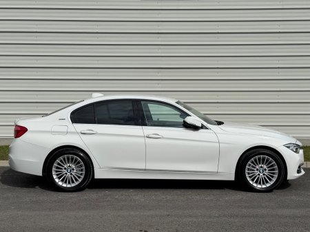 2017 BMW 3-Series - photo 13