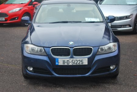 2011 BMW 3-Series - photo 2