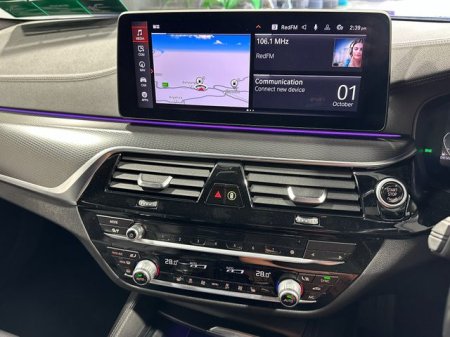 2021 BMW 5-Series - photo 14