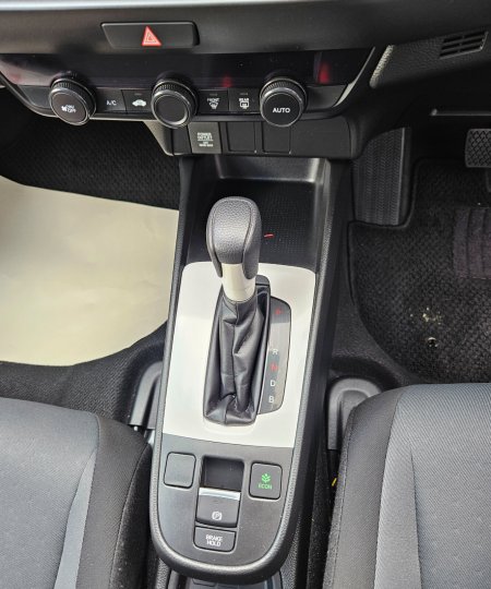 2023 Honda Fit - photo 16