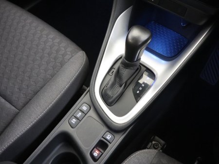 2023 Toyota Yaris - photo 14