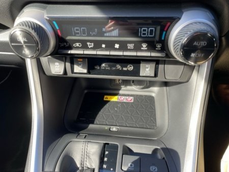 2024 Toyota RAV4 - photo 12