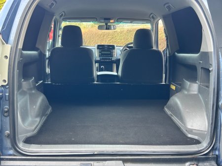 2011 Toyota Land Cruiser - photo 21