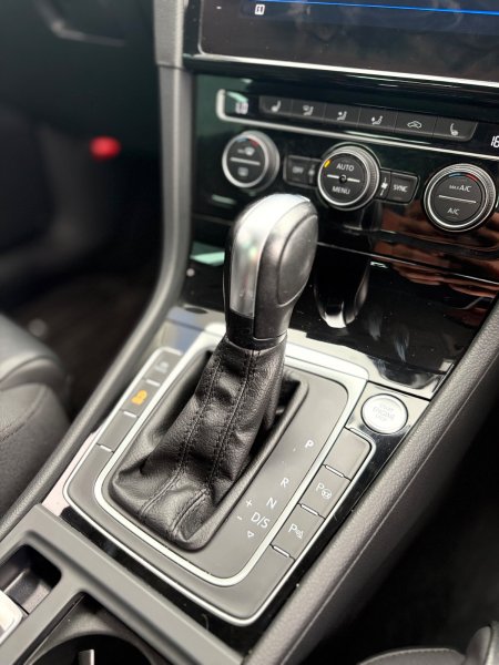 2019 Volkswagen Golf - photo 15