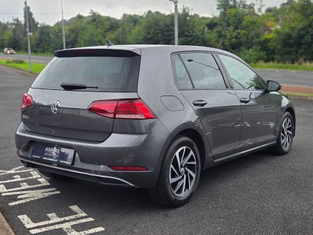 2019 Volkswagen Golf - photo 4