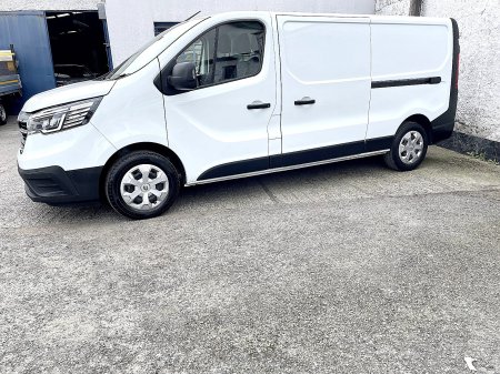 2023 Renault Trafic - photo 24