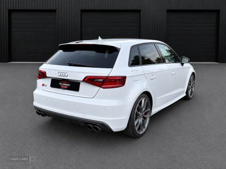 2015 Audi S3 - photo 3
