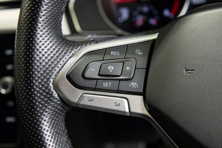2020 Volkswagen Passat - photo 15