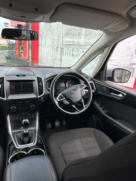 2017 Ford Galaxy - photo 7