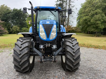2015 New Holland T7.185 - photo 3