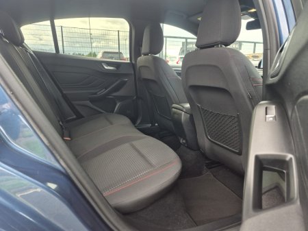 2021 Ford Focus - photo 14