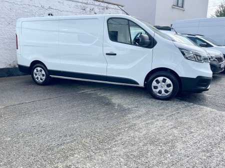 2024 Renault Trafic - photo 2