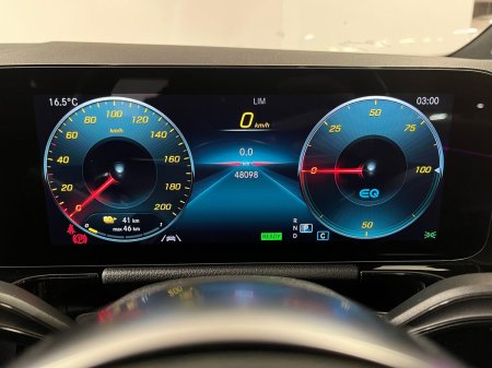 2022 Mercedes-Benz EQA - photo 9