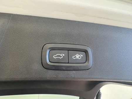 2022 Volvo XC40 - photo 10