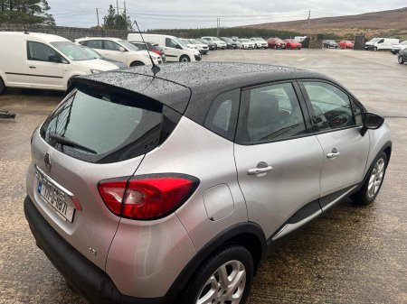 2017 Renault Captur - photo 2