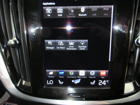 2022 Volvo V60 - photo 12