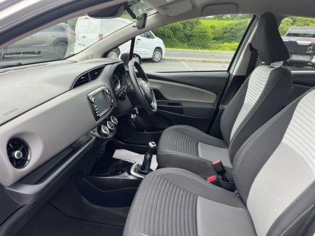2020 Toyota Yaris - photo 6