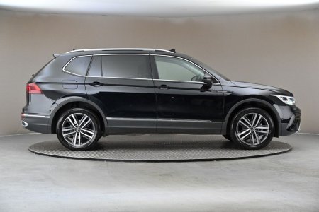 2024 Volkswagen Tiguan - photo 11