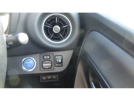 2020 Toyota Yaris - photo 15