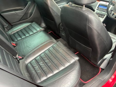 2010 Volkswagen Passat - photo 12