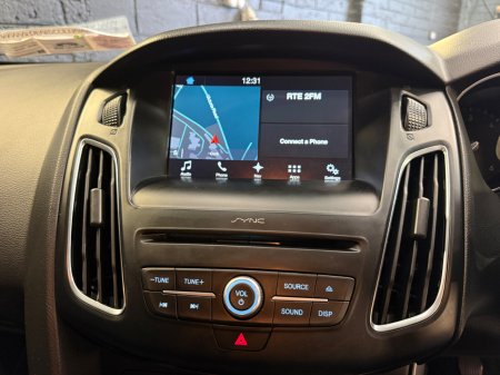 2017 Ford Focus - photo 11