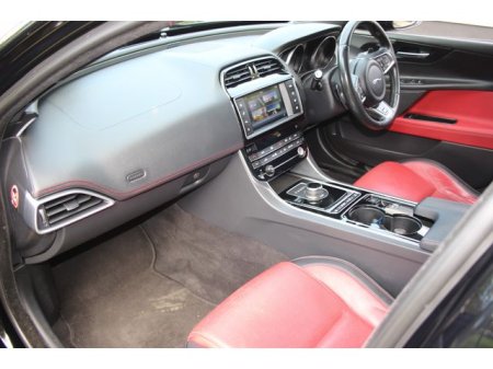 2017 Jaguar XE - photo 15