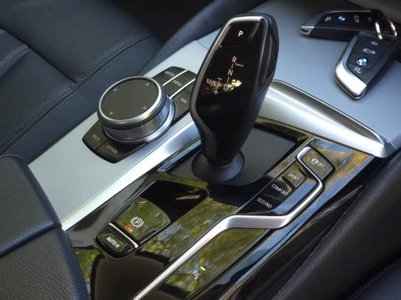 2021 BMW 5-Series - photo 21