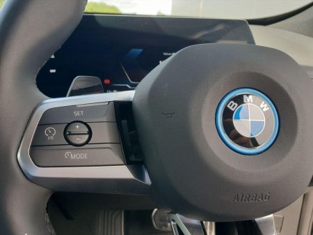 2025 BMW iX1 - photo 17