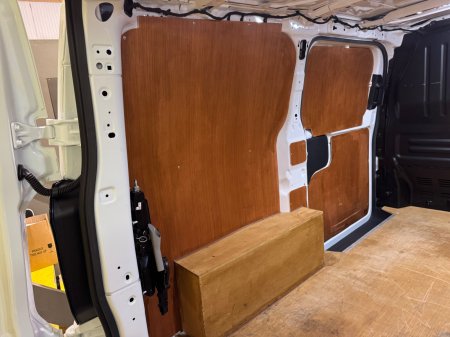 2025 Ford Transit Custom - photo 27