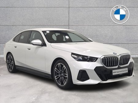 2025 BMW 5-Series 530e M Sport